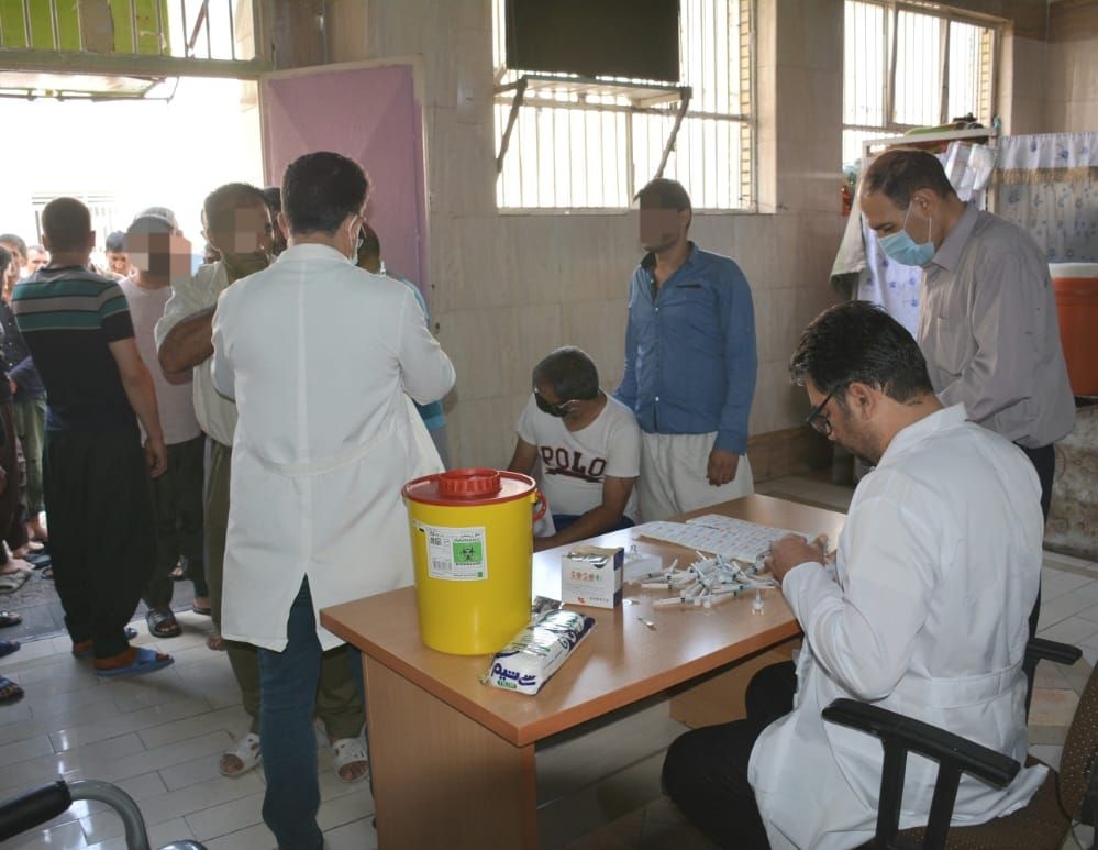 اجرای دوز چهارم واکسن کرونا به مددجویان اردوگاه حرفه آموزی آموزی و کاردرمانی استان اصفهان