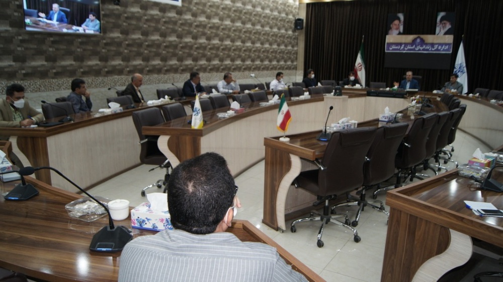 در راستای اجرای سند تحول قضائی و ارتقاء کیفی و کمی اولویت های ده گانه سازمان زندانها ، جلسه ای با حضور مدیرکل زندانهای کردستان با مسئولین ستادی برگزار شد. 