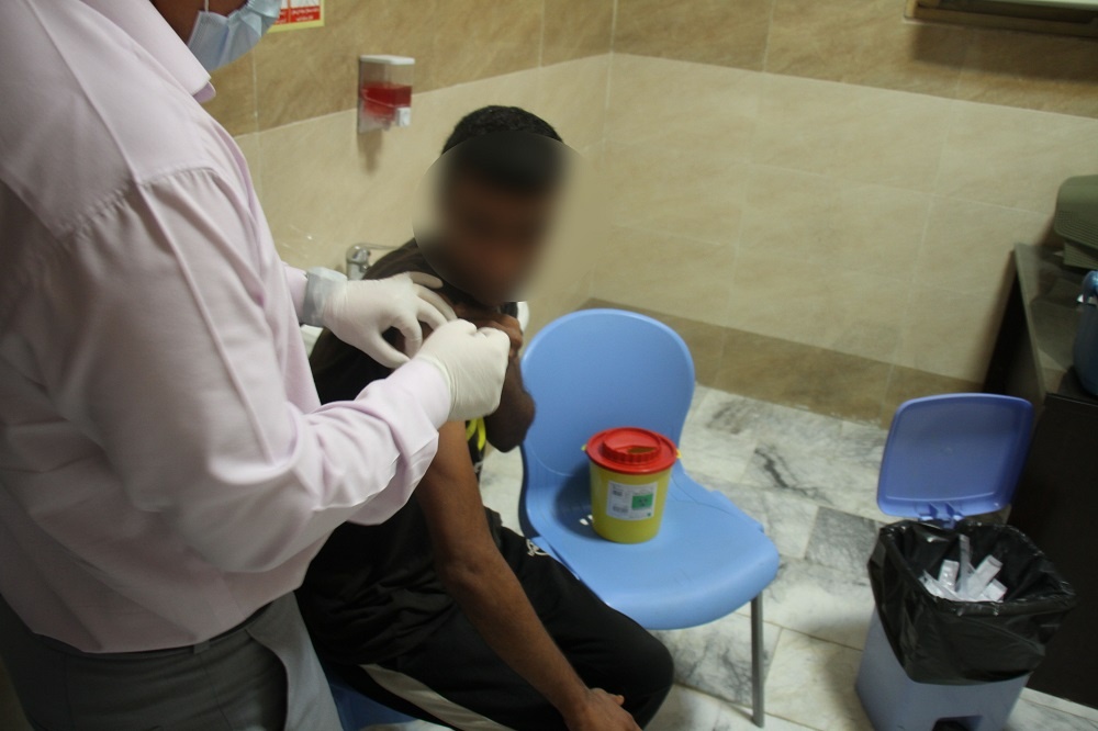 اجرای طرح واکسیناسیون دوز چهارم کرونا ویژه مددجویان زندان مرکزی بوشهر