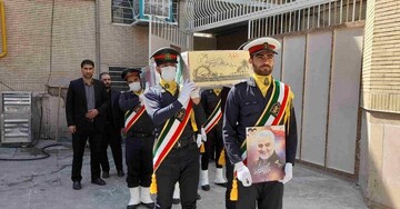 عطر آگین شدن فضای مجلس امام حسین(ع)با حضور شهید دفاع مقدس