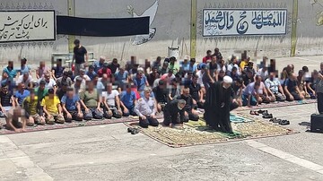 طنین یاحسین  در اردوگاه حرفه آموزی و کاردرمانی استان اصفه‍ان 
