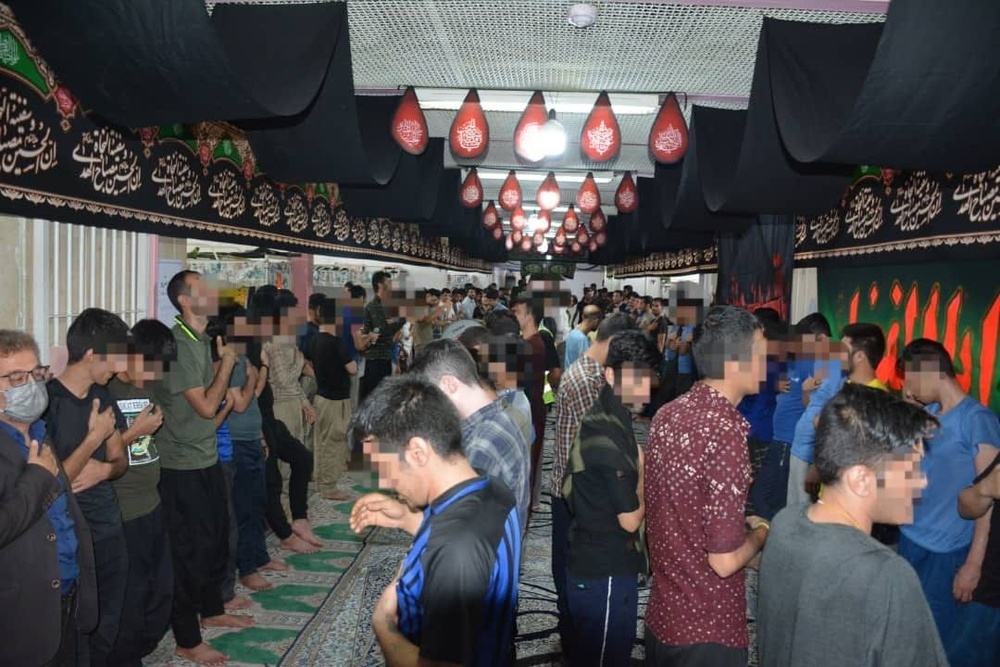 برگزاری مراسم سوگواری شهادت حضرت سجاد (ع) در اردوگاه حرفه آموزی و کاردرمانی استان اصفهان 