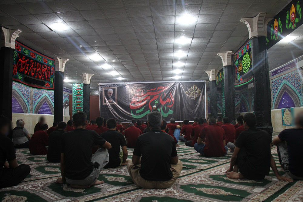 برگزاری مراسم شب شهادت سیدالساجدین حضرت علی ابن الحسین (ع) در زندان مرکزی بوشهر
