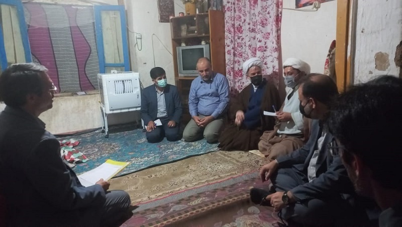 بازدید مسئولین استانی از خانواده های زندانیان