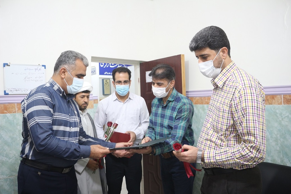 قدردانی از پزشکان زندان مرکزی بندرعباس