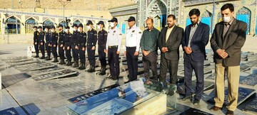 تجدید میثاق کارکنان زندان شهرستان شهرضا با شهدا در هفته دولت