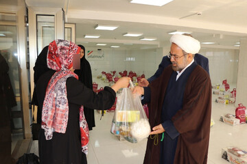 ۴۰۰ بسته غذایی در بین خانواده‌های زندانیان نیازمند زنجان توزیع شد