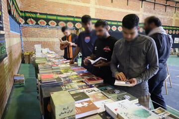 نمایشگاه کتاب و محصولات فرهنگی در مجتمع ندامتگاه تهران بزرگ برپا شد