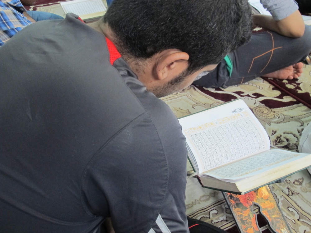 61 مددجوی زندان رجایی‌شهر درحال حفظ قرآن کریم هستند