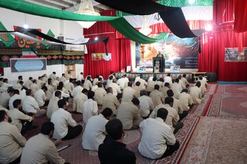 مراسم عزاداری حسینی(ع) همزمان با دهه آخر ماه صفر در اردوگاه حرفه‌آموزی و کاردرمانی زنجان 
