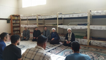 بازدید هیات حقوق شهروندی از محل اسکان بازداشت‌شدگان اغتشاشات زنجان 