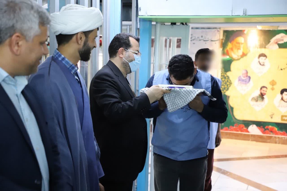 بیست‌وسومین مرحله از پویش «نذر هشتم» در زندان مرکزی مشهد برگزار شد