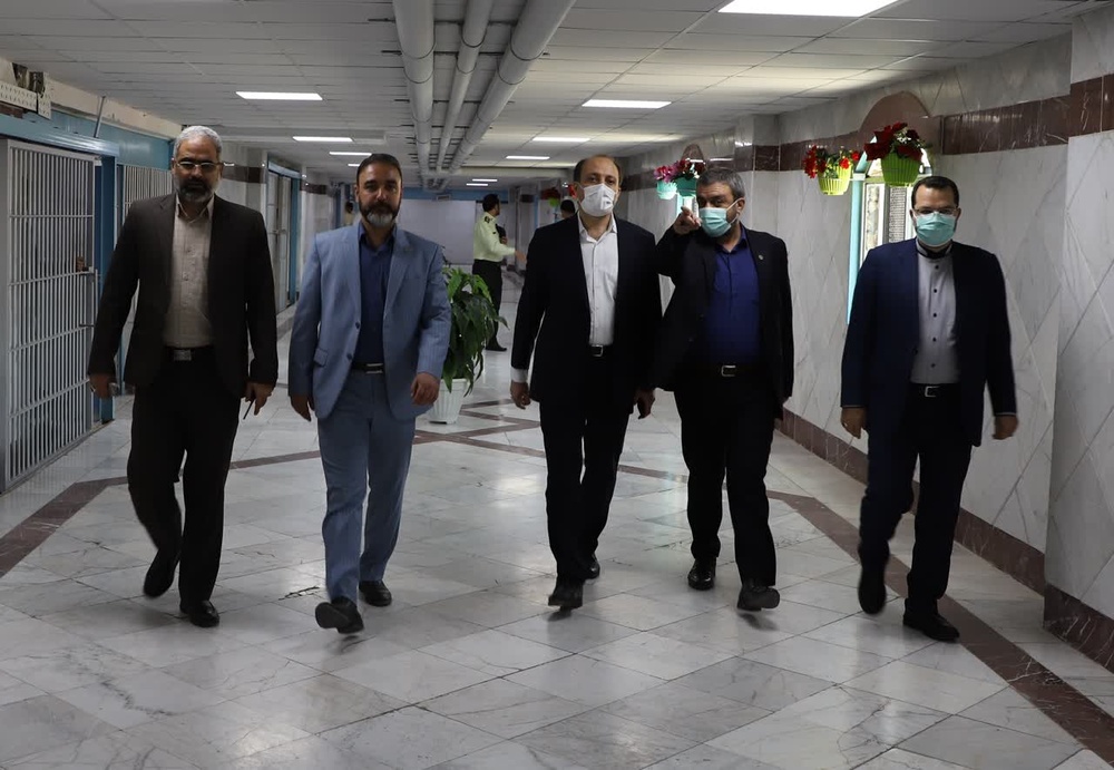 بازدید مدیرکل دفتر ریاست و روابط عمومی سازمان زندان‌ها از زندان مرکزی مشهد