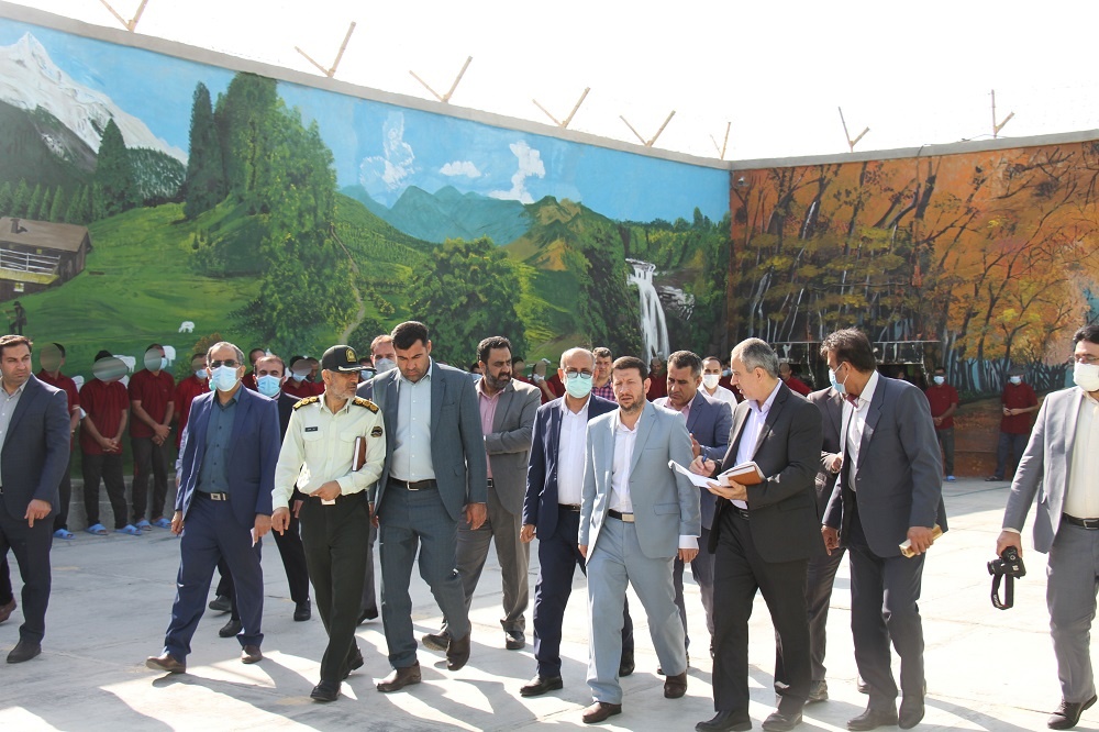 بازدید رئیس کل دادگستری استان بوشهر از فضاهای فرهنگی و اصلاحی زندان مرکزی