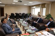 جلسه مشترک مدیرکل زندان‌های آذربایجان شرقی با مدیر شعب بانک قرض‌الحسنه مهر ایران