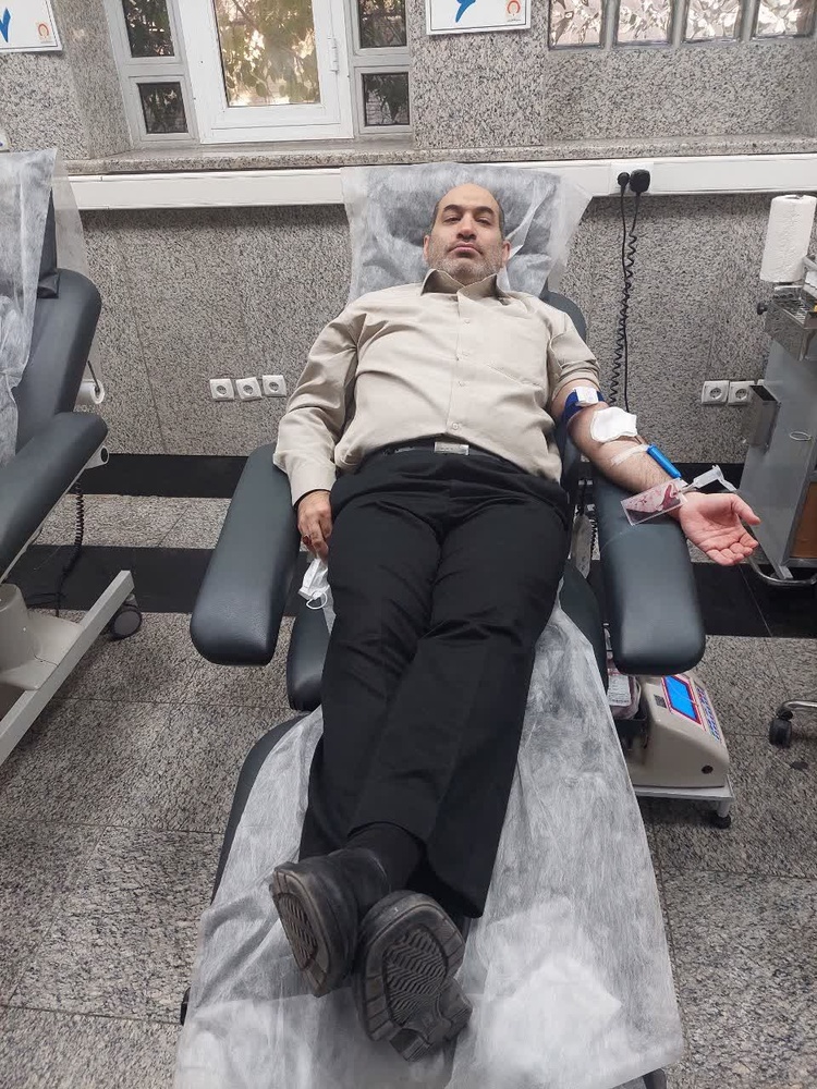 اقدام کارکنان زندان‌های استان اصفهان در اهداء خون به نیازمندان