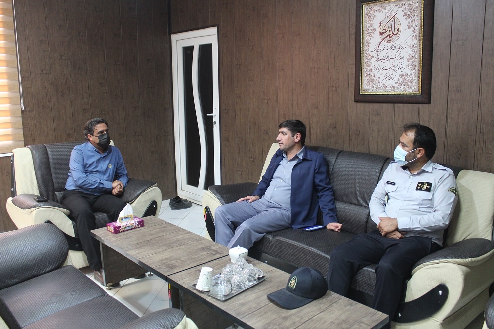 برگزاری جلسه تعاملی سرپرست زندان دشتی با رئیس اداره راه و شهرسازی شهرستان 