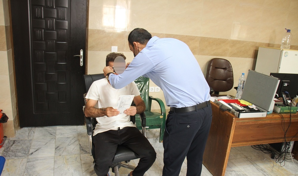 اجرای طرح بینایی‌سنجی ویژه مددجویان در زندان مرکزی بوشهر