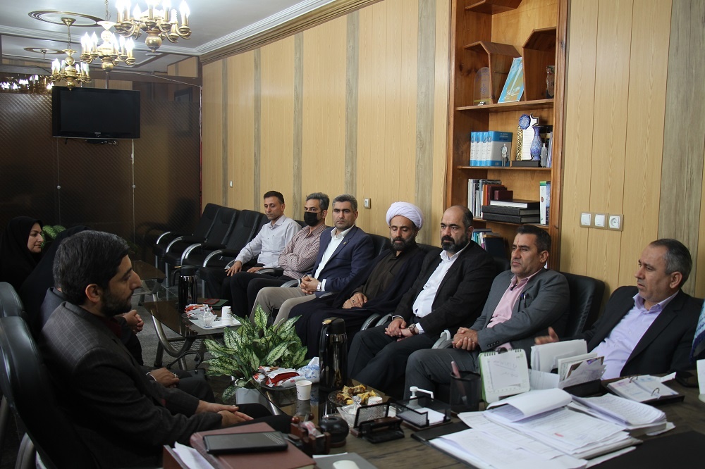 مدیر کل کتابخانه های عمومی استان از زندان مرکزی بوشهربازدید کرد