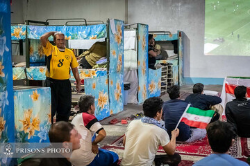 تماشای جام جهانی در زندان‌ها