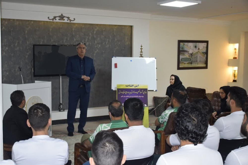 دوره آموزشی نهضت داوطلبی ورزشی در زندان مرکزی مشهد برگزار شد