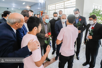 بازدید وزیر دادگستری و رئیس سازمان زندان‌ها از کانون اصلاح‌وتربیت تهران