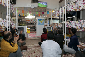 تماشای بازی کشورمان ایران با ولز در میان مددجویان «زندان‌های استان خراسان جنوبی»