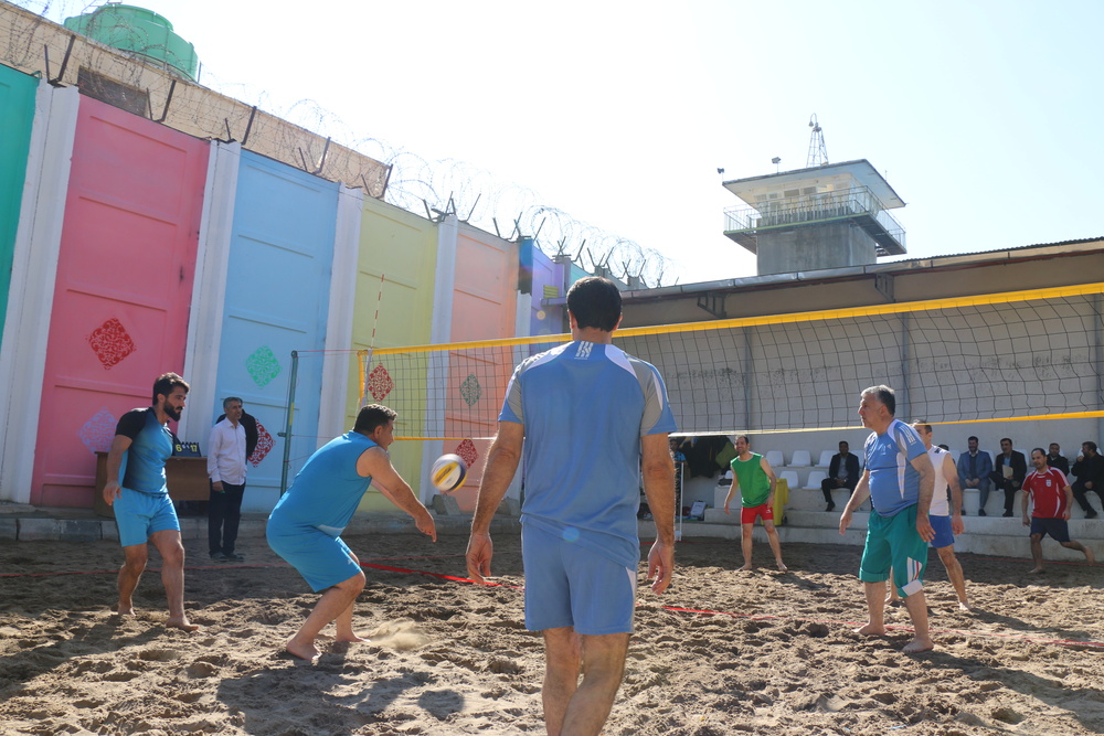 برگزاری اولین دوره مسابقات والیبال ساحلی کارکنان زندان‌های استان کرمانشاه