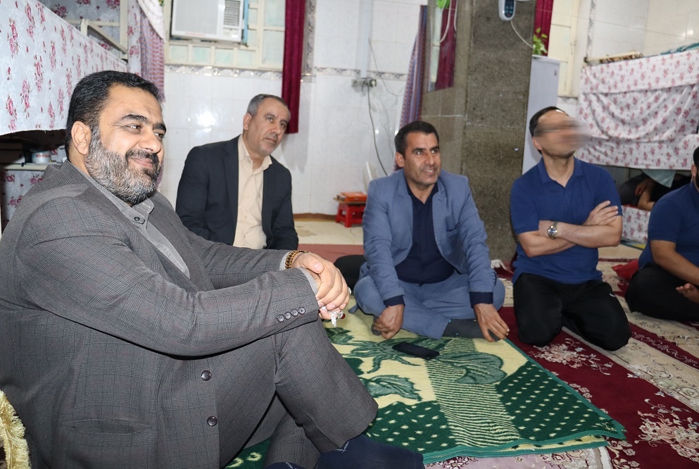 بازدید شبانه وسرزده  مدیر کل زندان‌های استان بوشهر از زندان مرکزی