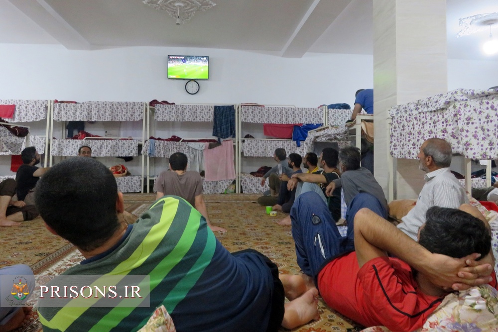 تصاویر: تماشای دیدار تیم‌های ملی فوتبال ایران و آمریکا| زندان‌های استان مازندران