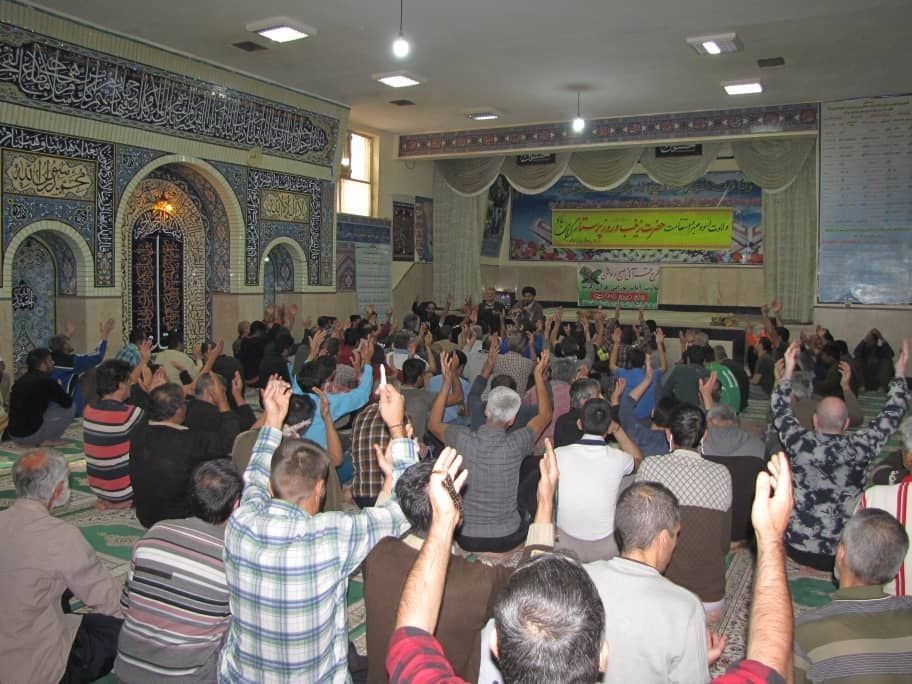 برگزاری جشن ولادت حضرت زینب(س) در اردوگاه حرفه‌آموزی و کاردرمانی استان اصفهان 