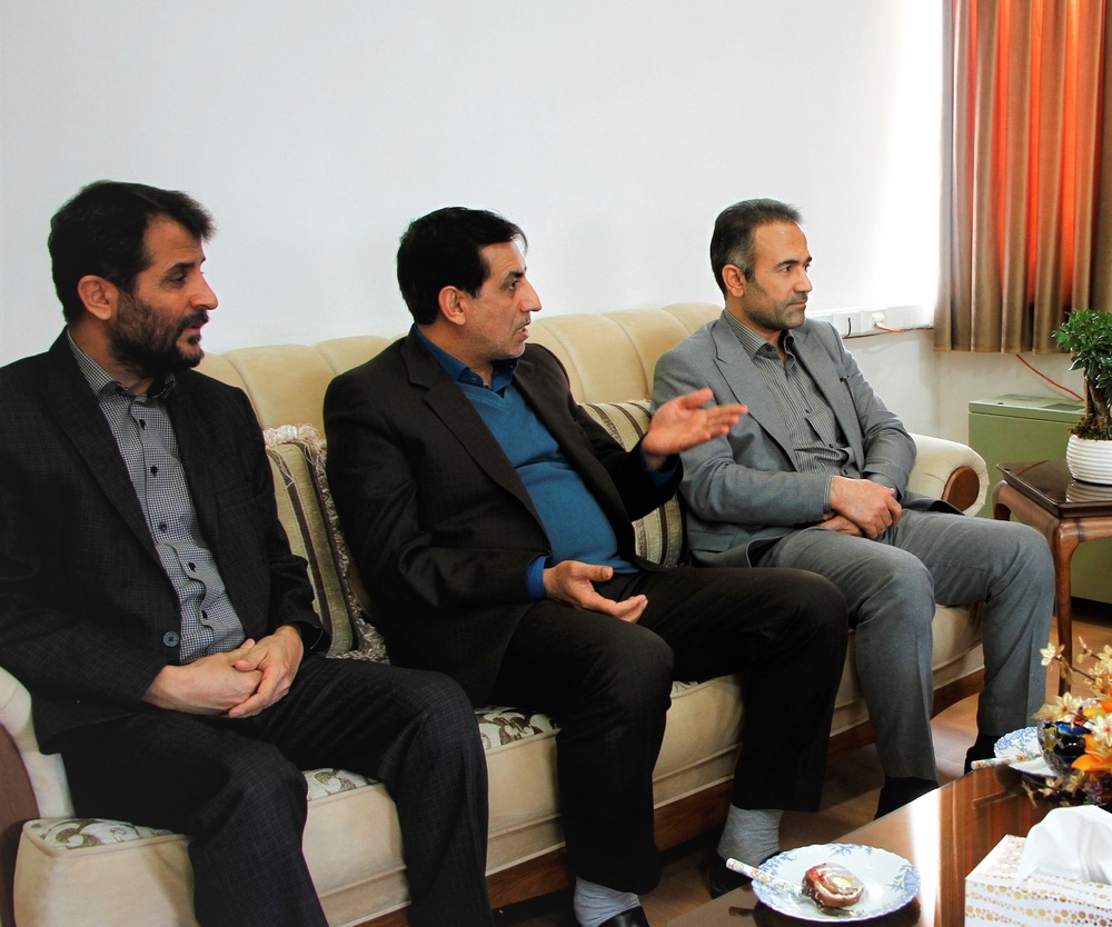 دیدار مدیرکل زندان‌های استان با مدیرکل صدا و سیمانی کردستان