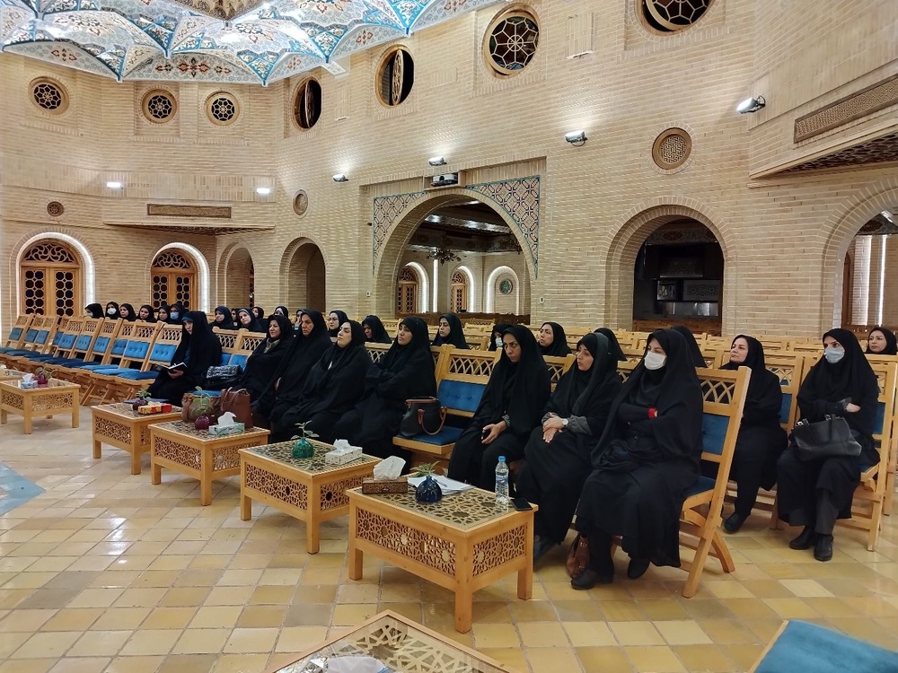 برگزاری کارگاه آموزشی- فرهنگی ویژه کارکنان زن زندان‌های استان اصفهان