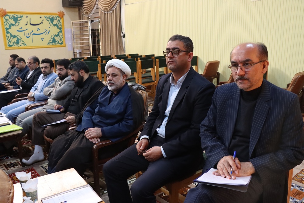 نشست مشترک دادستانها و مدیرکل زندان های استان مازندران