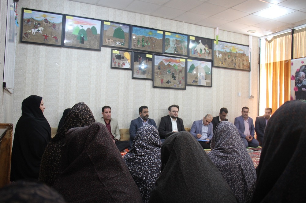 دیدار وبازدید مدیران ارشد معاونت پیشگیری از وقوع جرم قوه قضائیه با مددجویان اندرزگاه نسوان زندان مرکزی بوشهر