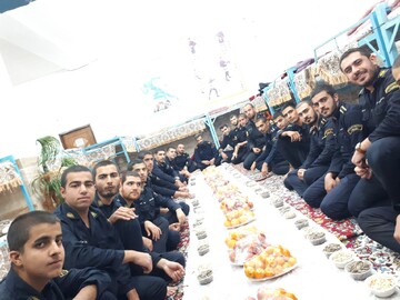 برگزاری مراسم شب یلدا ویژه پرسنل وظیفه اردوگاه حرفه‌آموزی و کاردرمانی استان اصفهان 
