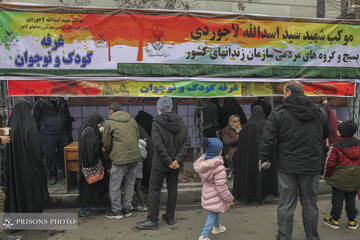 تشییع پیکر مطهر ۲۰۰ شهید گمنام در پایتخت/ میزبانی سازمان زندان‌ها از زائرین با موکب شهید لاجوردی