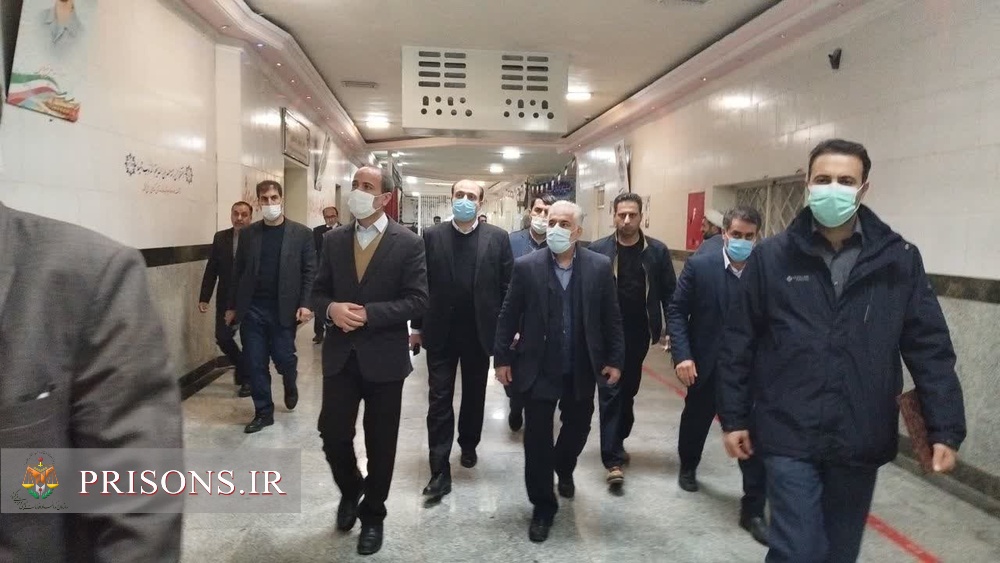 رئیس سازمان زندان‌ها از مادران و همسران شهدا تجلیل کرد/ نشست صمیمی دکتر محمدی با کارکنان زندان‌ها
