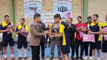 قهرمانی زندان کازرون‌ در مسابقات فوتسال پرسنل وظیفه زندان‌های فارس