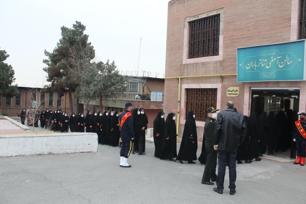 دانشجویان دانشگاه افسری امام حسن مجتبی(ع) از کانون اصلاح و تربیت تهران بازدید کردند