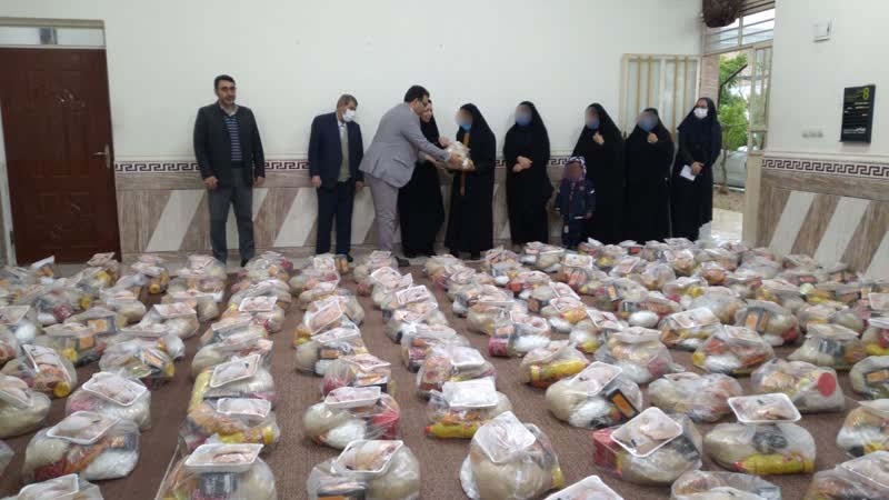 400 بسته معیشتی بین خانواده زندانیان دزفولی توزیع شد 