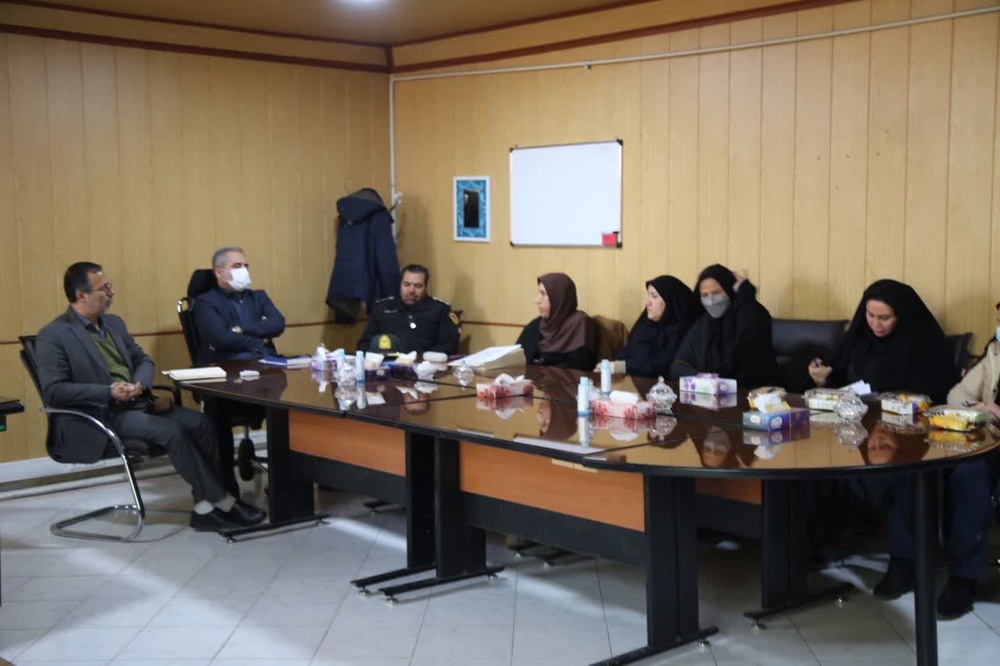 مراسم بزرگداشت روز زن و تقدیر از بانوان شاغل زندان‌های استان قزوین برگزار شد
