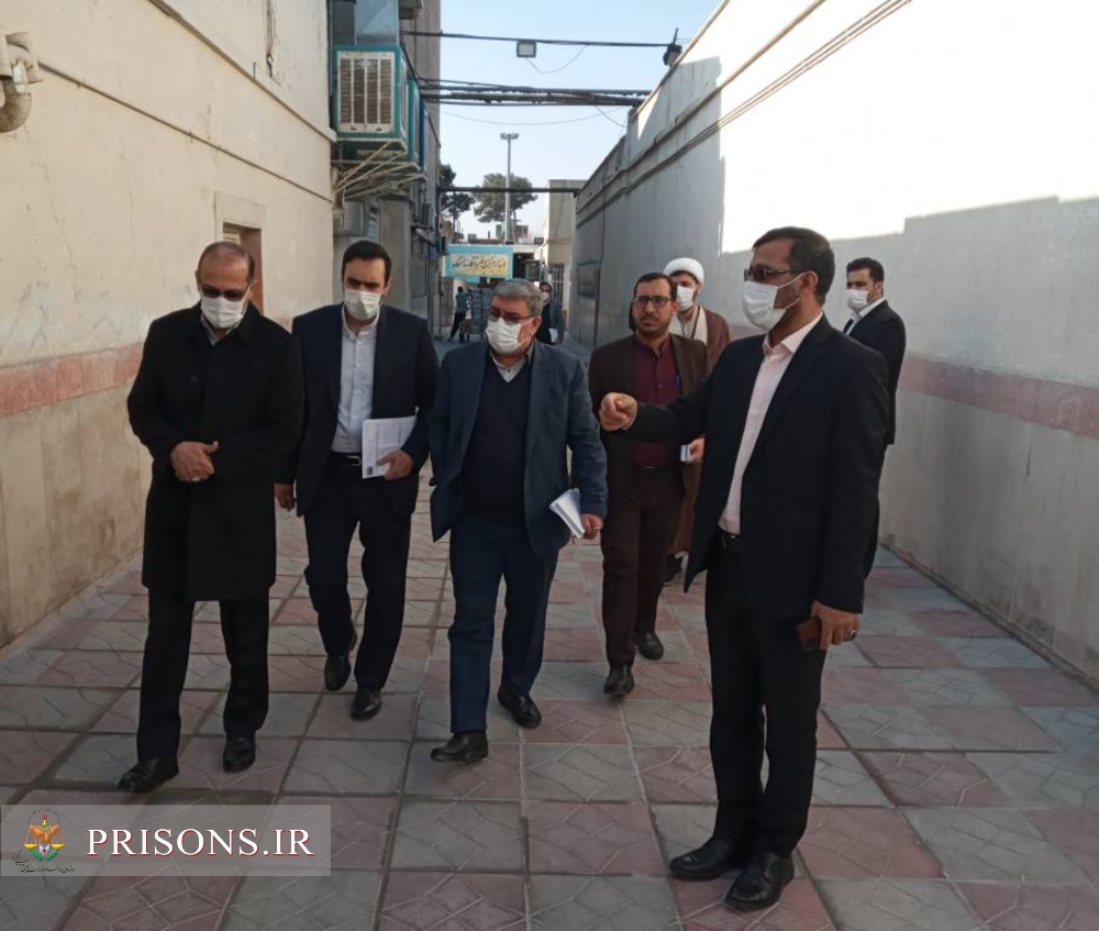 12 نفر از زندانیان ندامتگاه ورامین آزاد شدند