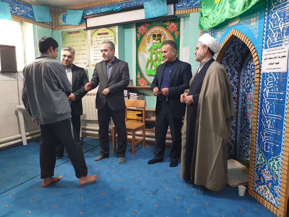 دیدار مدیرکل زندانهای استان قزوین با مددجویان کانون اصلاح وتربیت