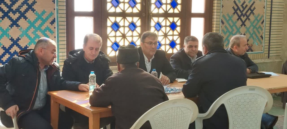 برپایی میز خدمت توسط مدیرکل زندانهای آذربایجان شرقی در مصلی حضرت امام خمینی(ره)
