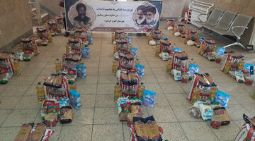 ‌ توزیع بسته‌های غذایی در بین خانواده زندانیان در ابهر
