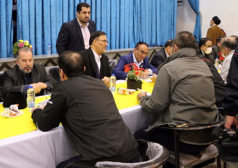 حضور رئیس کل دادگستری آذربایجان شرقی به همراه ۳۰ نفر از قضات در زندان تبریز