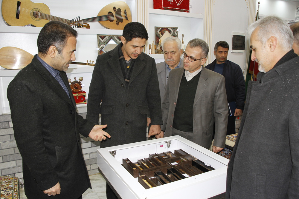  افتتاح نمایشگاه دائمی تولیدات وصنایع زندانیان استان کردستان