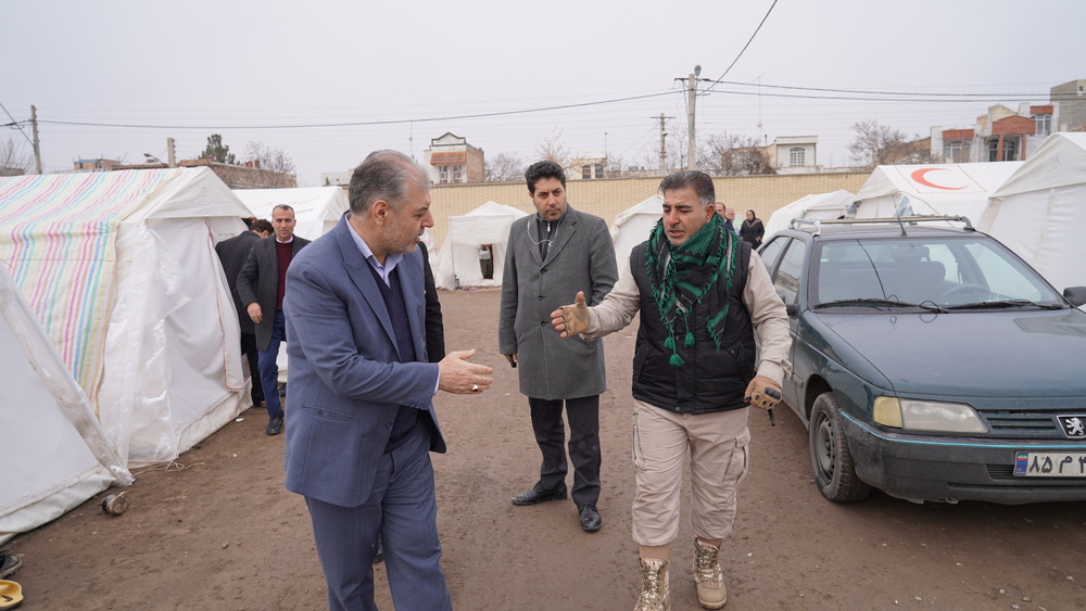 اقدام انقلابی انجمن های حمایت زندانیان آذربایجان غربی در کمک به خانواده مددجویان زلزله زده شهرستان خوی 