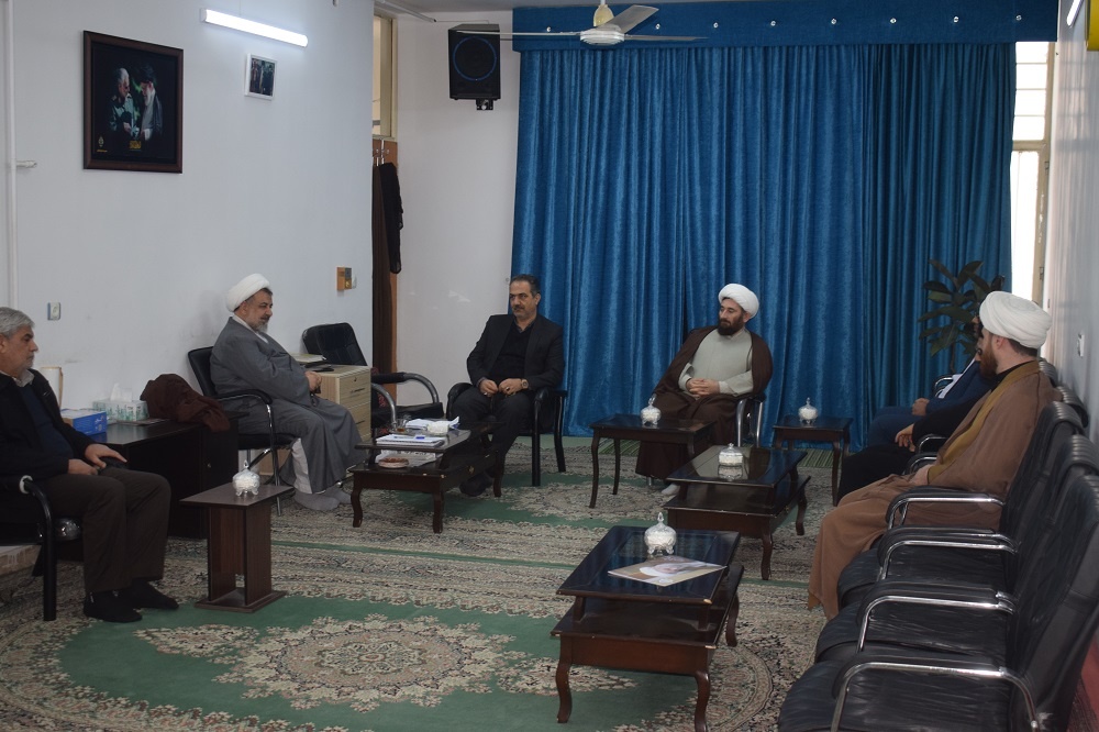 مدیرکل زندان‌های گلستان با امام جمعه شهرستان گنبد کاووس دیدار کرد